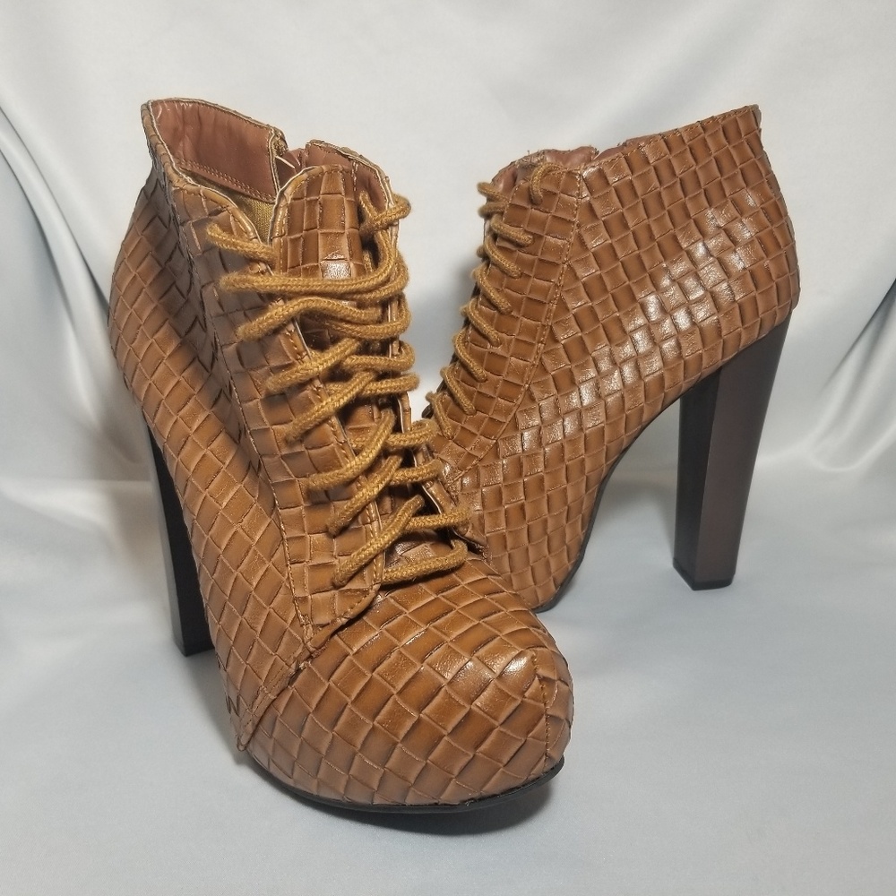 Charlotte Russe Woven Platform Booties Brown Lace Up Heels Size 6